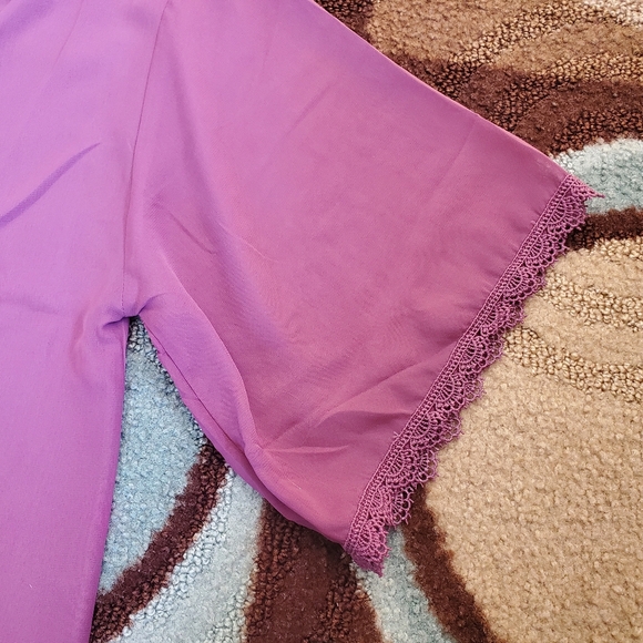 Small Lularoe Chloe, Sheer, Lace, Kimono - Picture 3 of 3